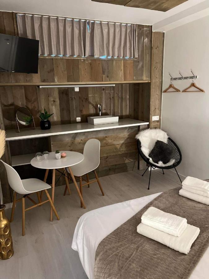 Ruime Luxe In Centrum Met Badkamer! Brügge