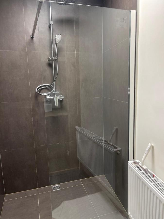 Ruime Luxe In Centrum Met Badkamer! Frühstückspension Brügge