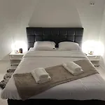 Ruime luxe kamer in centrum Brugge met badkamer!